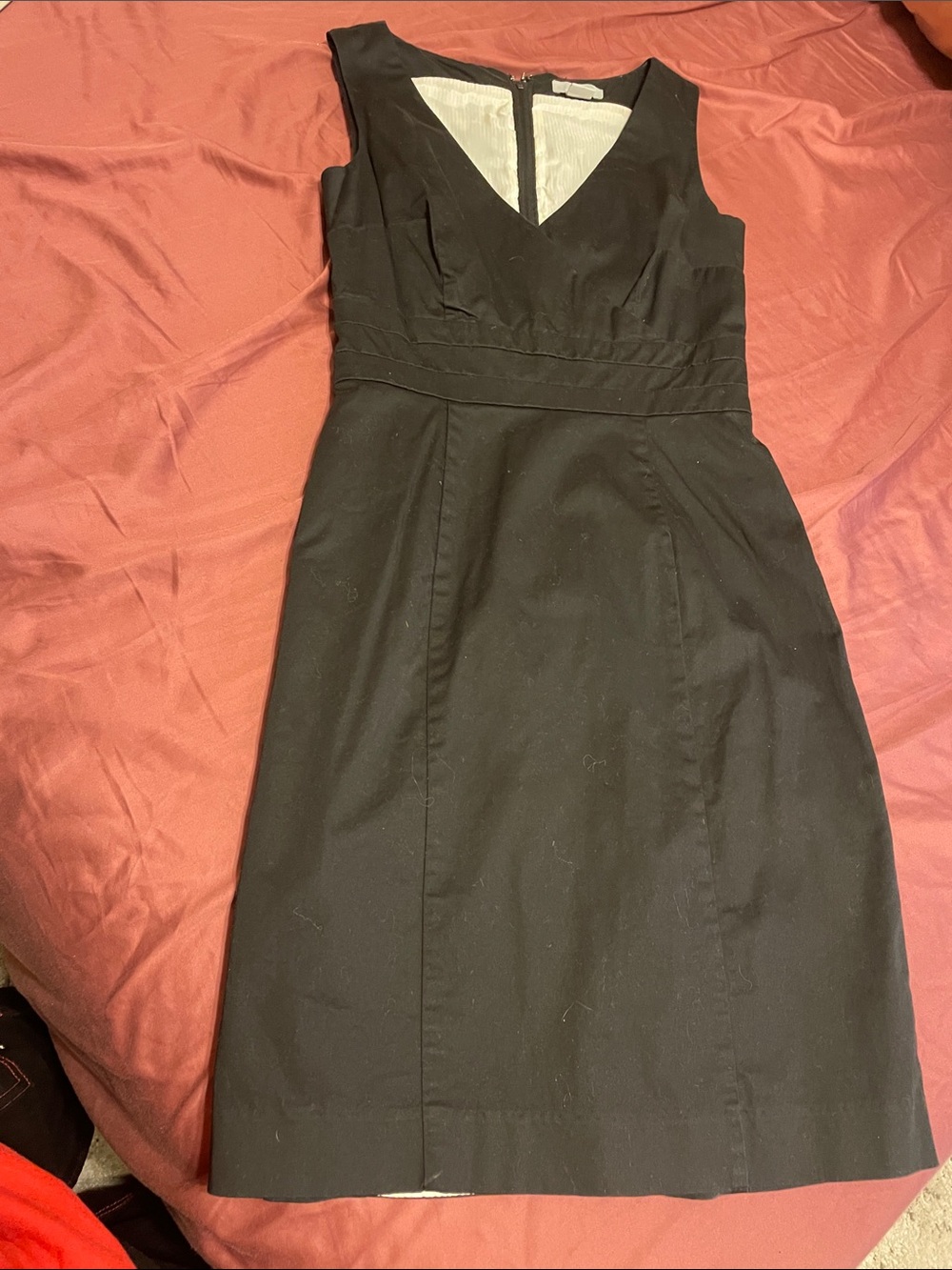 H&M Black V-Neck Sleeveless Sheath Dress